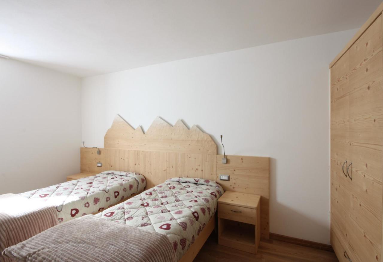 Casa Mirandola Montana Lägenhet Commezzadura Exteriör bild