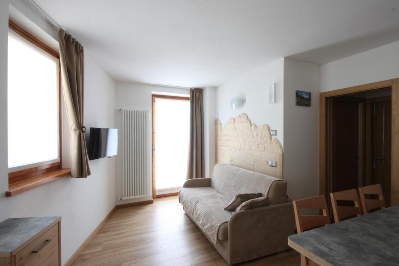 Casa Mirandola Montana Lägenhet Commezzadura Exteriör bild