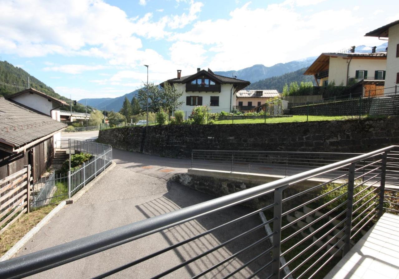 Casa Mirandola Montana Lägenhet Commezzadura Exteriör bild