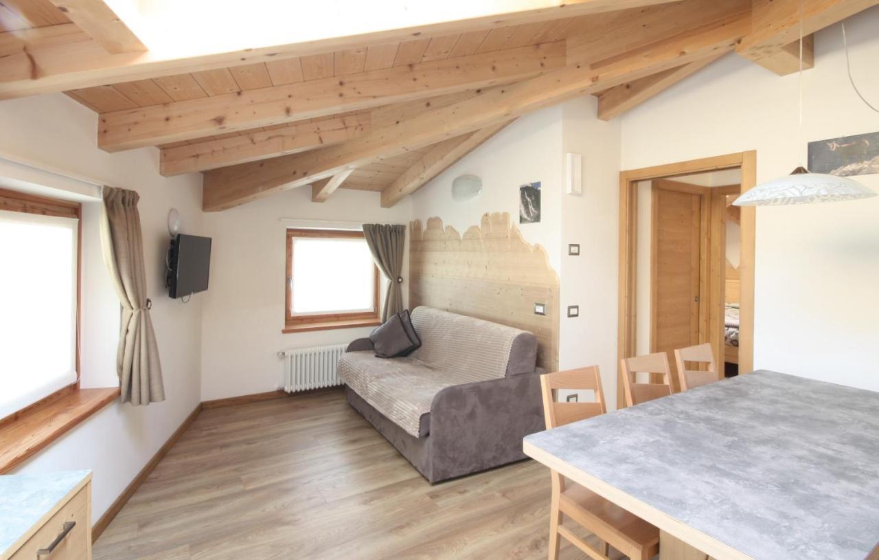 Casa Mirandola Montana Lägenhet Commezzadura Exteriör bild