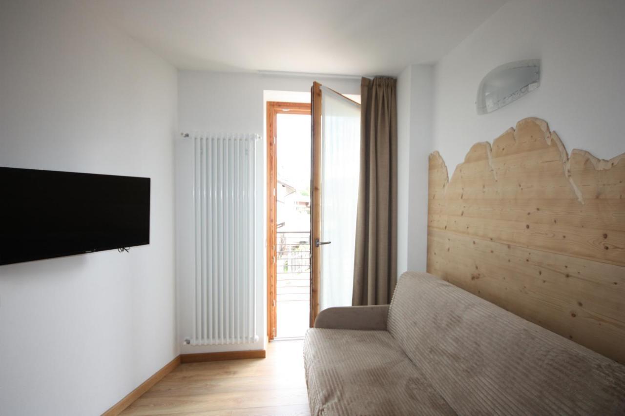Casa Mirandola Montana Lägenhet Commezzadura Exteriör bild
