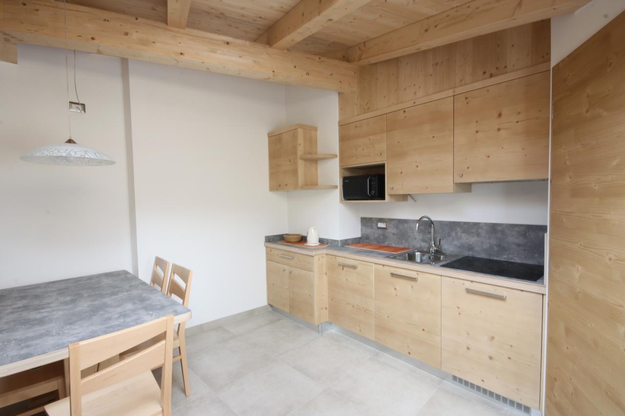 Casa Mirandola Montana Lägenhet Commezzadura Exteriör bild