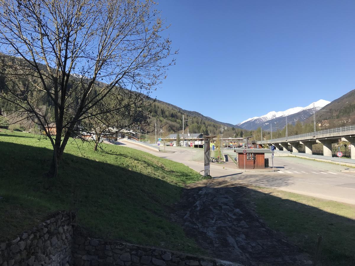 Casa Mirandola Montana Lägenhet Commezzadura Exteriör bild