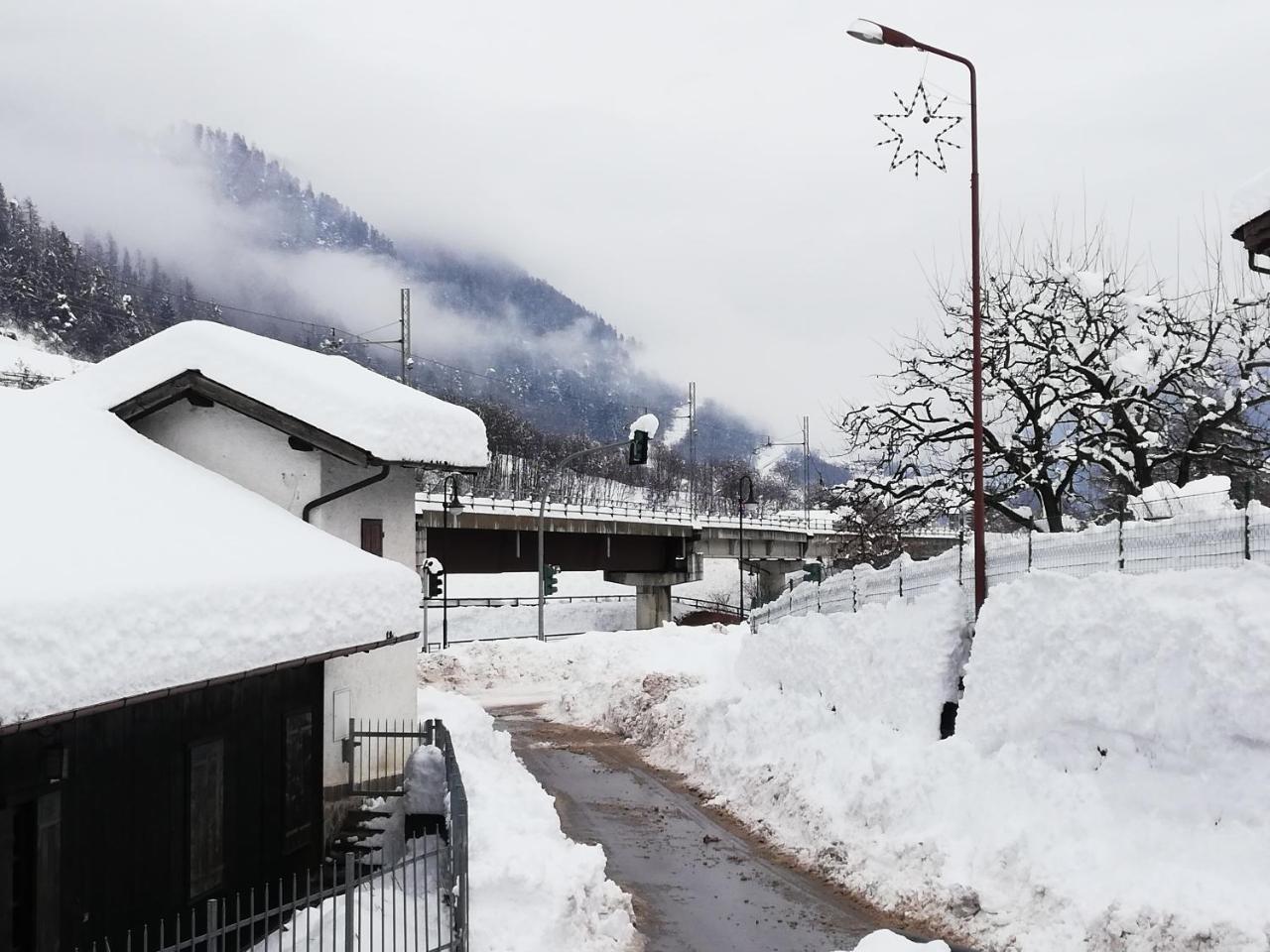Casa Mirandola Montana Lägenhet Commezzadura Exteriör bild
